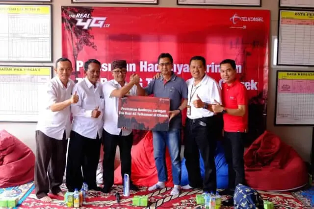 Telkomsel Fasilitasi Layanan 4G Wisata Negeri di atas Awan Telkomsel Fasilitasi Layanan 4G Wisata Negeri di atas Awan