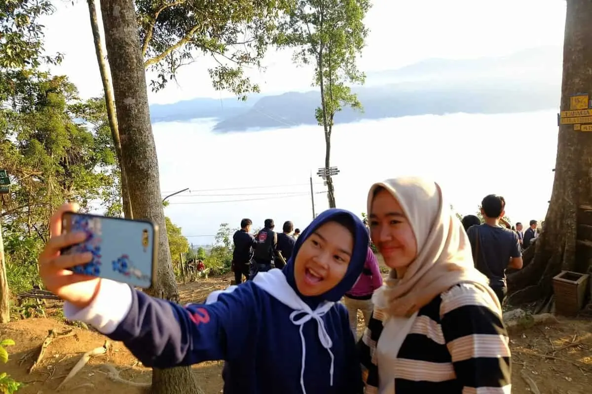 Telkomsel Fasilitasi Layanan 4G Wisata Negeri di atas Awan