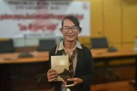 Asa Di Ujung Senja, Kisah Inspiratif Penyintas ODHA Asa Di Ujung Senja, Kisah Inspiratif Penyintas ODHA