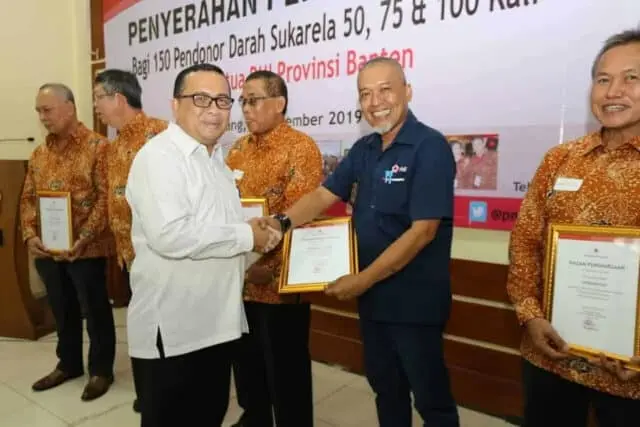 Rutin Donor di PMI Kota Tangerang, 74 Pendonor Diberi Penghargaan Rutin Donor di PMI Kota Tangerang, 74 Pendonor Diberi Penghargaan
