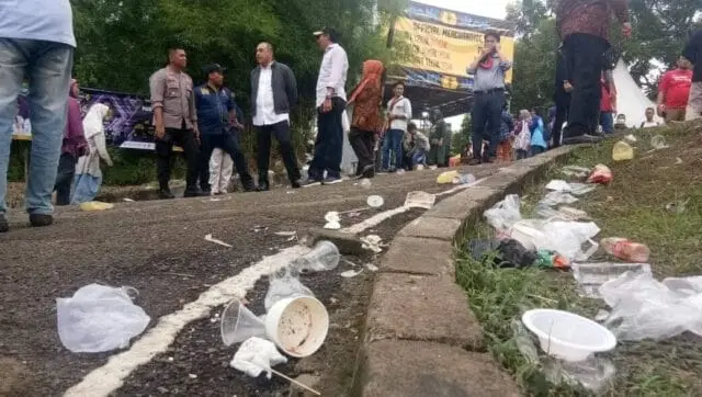 Bupati Geram, Sampah Berserakan di Gemilang Tangerang Festival Bupati Geram, Sampah Berserakan di Gemilang Tangerang Festival