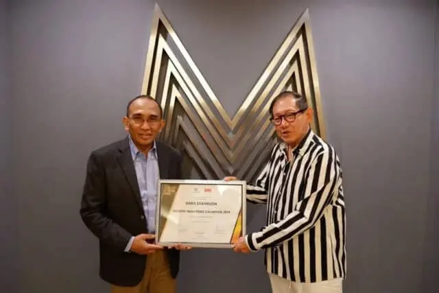Dirut Elnusa Petrofin Raih Penghargaan Industry Marketing Champion 2019 Dirut Elnusa Petrofin Raih Penghargaan Industry Marketing Champion 2019