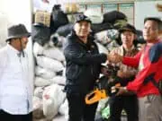 Didampingi Wakil Bupati Lebak, Bupati Tangerang Tinjau Korban Banjir di Kabupaten Lebak Didampingi Wakil Bupati Lebak, Bupati Tangerang Tinjau Korban Banjir di Kabupaten Lebak