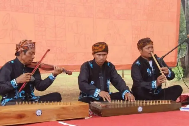 Pentas Kesenian Nangpiling Gentra Medal Tampil di Festival Desa Kota Pentas Kesenian Nangpiling Gentra Medal Tampil di Festival Desa Kota