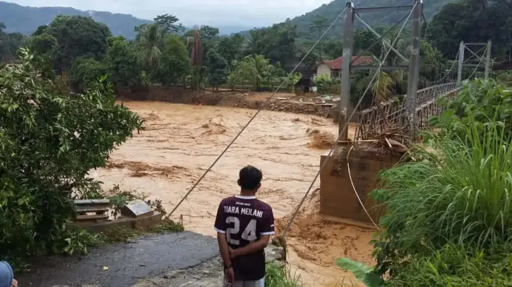 Luapan Sungai Ciberang dan Cidurian Landa Enam Kecamatan di Lebak