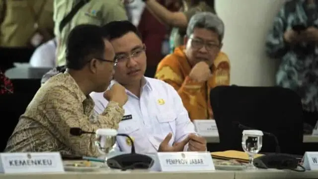 Hadiri Rakor Banjir Kemko PMK, Wagub Pastikan Layanan Dasar Korban Terpenuhi Hadiri Rakor Banjir Kemko PMK, Wagub Pastikan Layanan Dasar Korban Terpenuhi