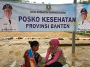 Gubernur Tegaskan Layanan Kesehatan Terbaik di Posko Pengungsian Banten Gubernur Tegaskan Layanan Kesehatan Terbaik di Posko Pengungsian Banten