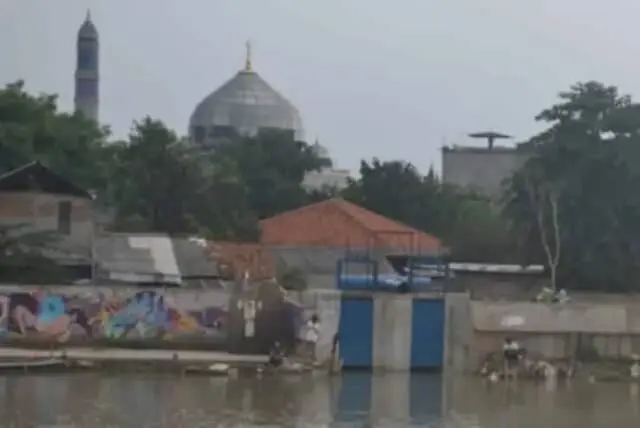 Evaluasi Pasca Banjir Kota Tangerang, Warga Minta Ganti Pintu Air Evaluasi Pasca Banjir Kota Tangerang, Warga Minta Ganti Pintu Air