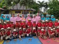 Peduli Pendidikan Dini, Bhayangkari Polres Tangsel Kunjungi TK Kemala Bhayangkari Peduli Pendidikan Dini, Bhayangkari Polres Tangsel Kunjungi TK Kemala Bhayangkari