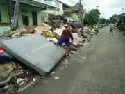 Pasca Dikepung Banjir, Ciledug Indah Kini Dikepung Sampah Pasca Dikepung Banjir, Ciledug Indah Kini Dikepung Sampah