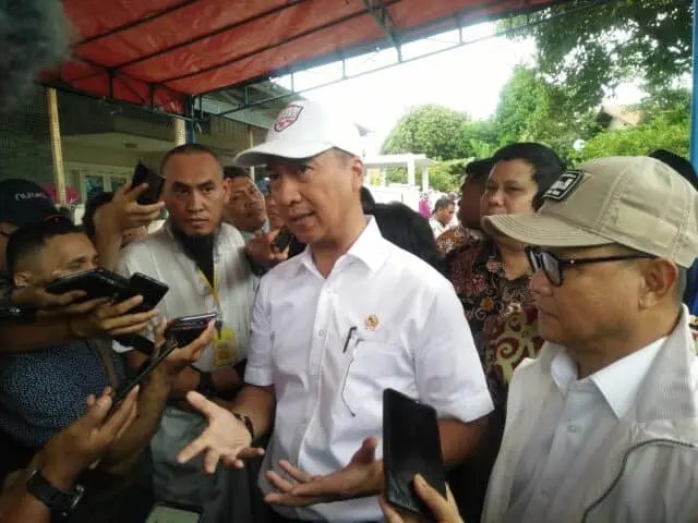 Kemenindag Bantu IKM Terdampak Banjir di Kota Tangerang Kemenindag Bantu IKM Terdampak Banjir di Kota Tangerang