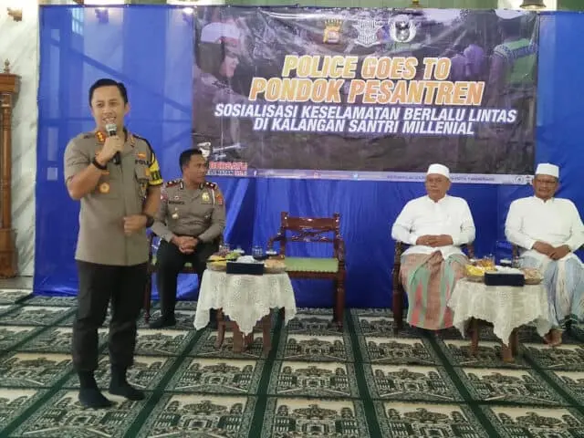 Polresta Tangerang Goes To Ponpes, Sosialisasi Keselamatan Berlalulintas Polresta Tangerang Goes To Ponpes, Sosialisasi Keselamatan Berlalulintas