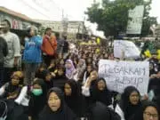 Ribuan Santri Aksi Demo, Bupati Tangerang Janji Pertajam Perbup 47 Ribuan Santri Aksi Demo, Bupati Tangerang Janji Pertajam Perbup 47