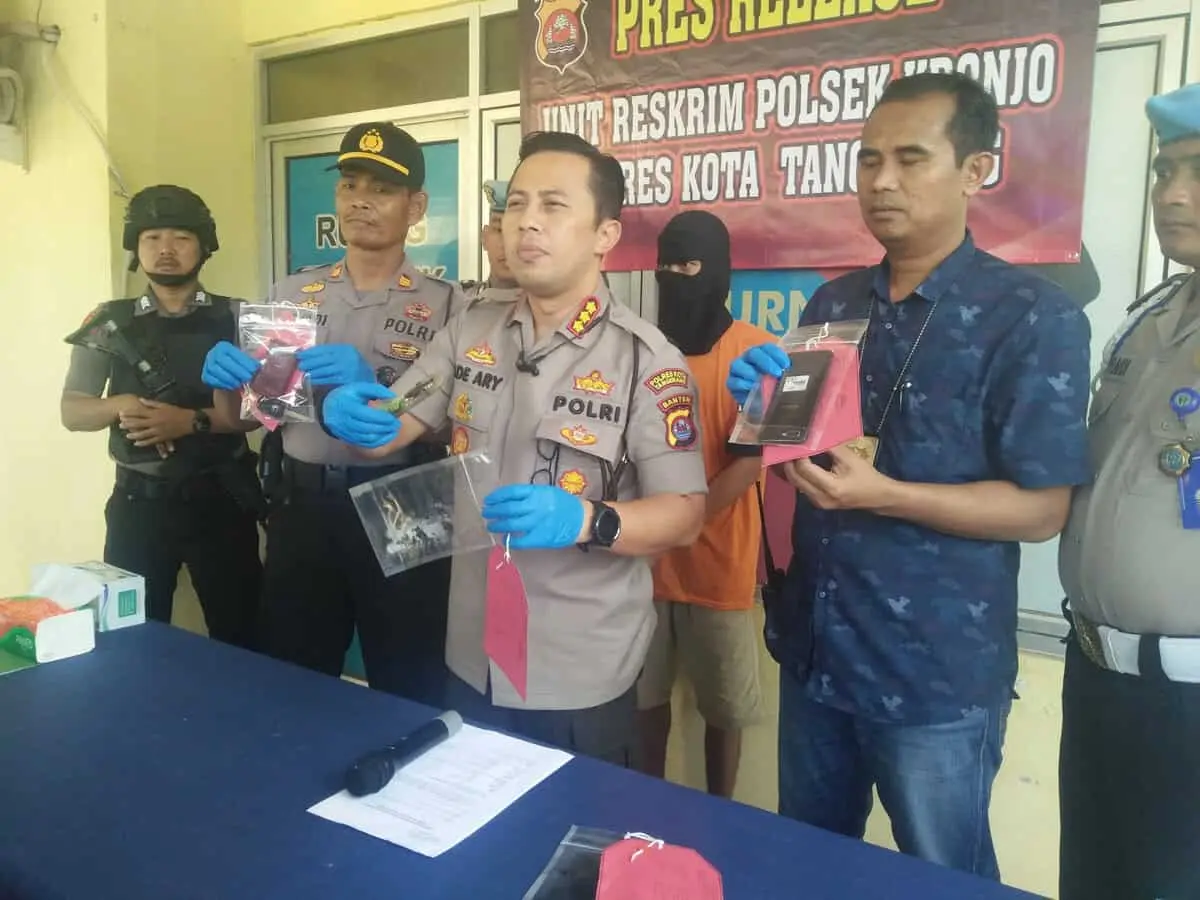 Terlilit Hutang, Pengangguran ini Nekat Rampok Taksi Online Terlilit Hutang, Pengangguran ini Nekat Rampok Taksi Online