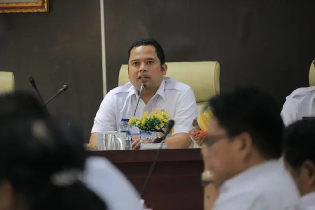 Walikota Harapkan LPPD Kota Tangerang Lebih Terperinci Walikota Harapkan LPPD Kota Tangerang Lebih Terperinci