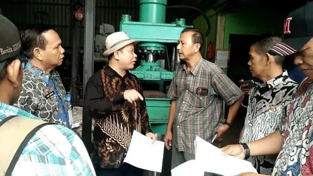 Sidak Kavling DPR, Wakil DPRD Kota Tangerang Terlibat Adu Mulut Sidak Kavling DPR, Wakil DPRD Kota Tangerang Terlibat Adu Mulut