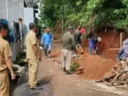 9 Turap Yang Jebol Pasca Banjir di Tangsel Mulai Diperbaiki
