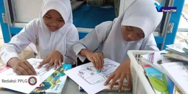 Mobil Pusling DPK Kota Serang Sambangi Sekolah di Kelurahan Lopang