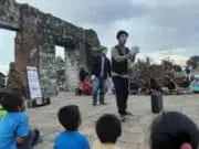 Kolaborasi Teras Baca Jawara dan Komunitas Tops di Minggu Seru Baca Buku Kolaborasi Teras Baca Jawara dan Komunitas Tops di Minggu Seru Baca Buku