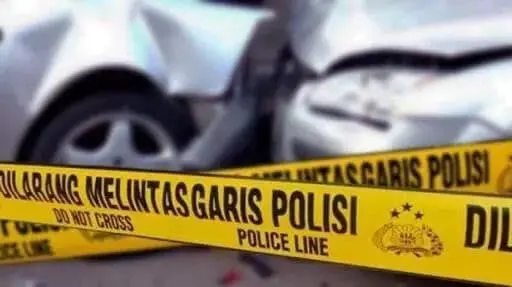 Oleng Terjatuh, Pengendara Motor Terlindas Mobil Box di Baros Oleng Terjatuh, Pengendara Motor Terlindas Mobil Box di Baros
