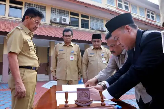 Rotasi, 102 Pejabat Tinggi Pratama Pemkot Tangerang Dilantik Rotasi, 102 Pejabat Tinggi Pratama Pemkot Tangerang Dilantik