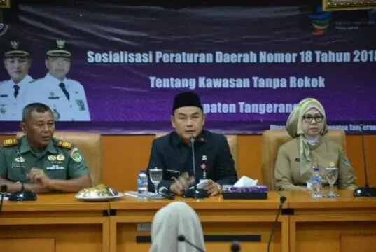 Merokok Dikawasan Pemkab Tangerang Bakal Ditangkap Satgas Merokok Dikawasan Pemkab Tangerang Bakal Ditangkap Satgas