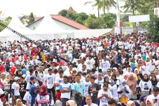 HUT ke- 12 Partai Gerindra, Puluhan Ribu Peserta Ikuti Jalan Sehat
