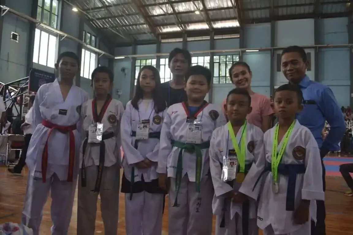 15 Bibit Atlet Taurus Taekwondo Academy Ikuti Kejuaraan di Makzom CUP 2020 15 Bibit Atlet Taurus Taekwondo Academy Ikuti Kejuaraan di Makzom CUP 2020