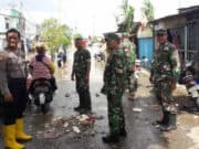 Hujan Deras, Polsek Jatiuwung Cek Rumah Warga Terendam Banjir di Periuk Hujan Deras, Polsek Jatiuwung Cek Rumah Warga Terendam Banjir di Periuk