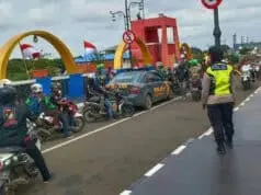 Aksi ke Jakarta, Kapolsek Karawaci Himbau Komunitas Ojol Tetap Jaga Keselamatan dan Keamanan Aksi ke Jakarta, Kapolsek Karawaci Himbau Komunitas Ojol Tetap Jaga Keselamatan dan Keamanan