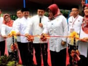 Pemkot Tangerang Luncurkan Pojok Baca di Sekolah - Sekolah