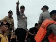 Bersama Kapolda, Wali Kota Tangerang Tinjau Banjir Periuk Bersama Kapolda, Wali Kota Tangerang Tinjau Banjir Periuk