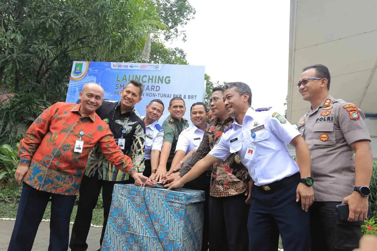 Brilliant, Dishub Kota Tangerang Luncurkan Smart Card PKB dan Sistem Pembayaran Non Tunai BRT Brilliant, Dishub Kota Tangerang Luncurkan Smart Card PKB dan Sistem Pembayaran Non Tunai BRT