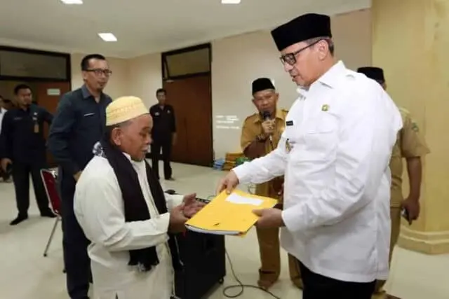 Pemprov Banten Segera Salurkan Dana Hibah Pondok Pesantren TA 2020 Pemprov Banten Segera Salurkan Dana Hibah Pondok Pesantren TA 2020