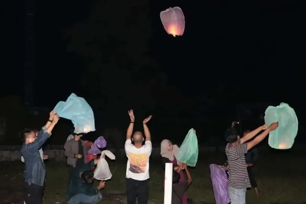 Wisata Ke Pantai, Tim Marcomm Xuping Jewelry Berharap Jadi Lebih Baik Wisata Ke Pantai, Tim Marcomm Xuping Jewelry Berharap Jadi Lebih Baik