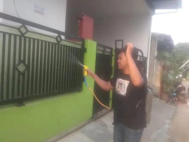 COVID-19 Terus Mengancam, Warga Dasana Indah Swadaya Cegah Penularannya COVID-19 Terus Mengancam, Warga Dasana Indah Swadaya Cegah Penularannya