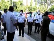 Warga Kota Tangerang Berstatus PDP Terima Bantuan Warga Kota Tangerang Berstatus PDP Terima Bantuan