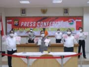 9,4 Kilogram Sabu Diamankan Dari Tersangka di Tangerang 9,4 Kilogram Sabu Diamankan Dari Tersangka di Tangerang