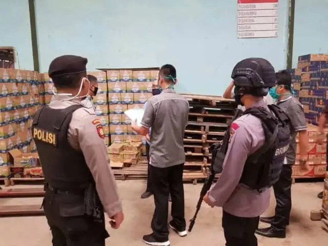 Operasi Pekat Kalimaya, Ratusan Botol Miras Disita di Serang Operasi Pekat Kalimaya, Ratusan Botol Miras Disita di Serang