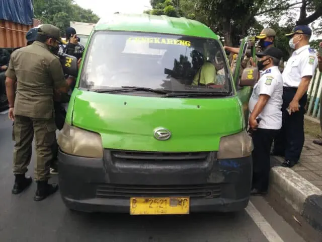 Kota Tangerang Mulai Lakukan Sosialisasi PSBB di Perbatasan Jakarta Kota Tangerang Mulai Lakukan Sosialisasi PSBB di Perbatasan Jakarta
