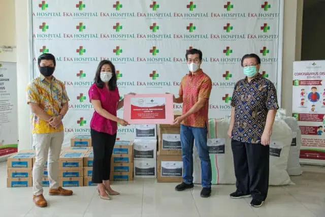 Siswa Sekolah SWA Kumpulkan Donasi Untuk Bantu Tenaga Medis Lawan Covid-19 Siswa Sekolah SWA Kumpulkan Donasi Untuk Bantu Tenaga Medis Lawan Covid-19