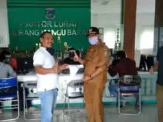 Peduli Covid-19, DPC HIPAKAD Tangsel Berikan Bantuan APD Ke Kelurahan Juramangu Barat Peduli Covid-19, DPC HIPAKAD Tangsel Berikan Bantuan APD Ke Kelurahan Juramangu Barat