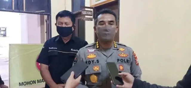1 Pasien PDP Meninggal, Kabid Humas Polda Banten Himbau Masyarakat Untuk Tidak Keluar Kota 1 Pasien PDP Meninggal, Kabid Humas Polda Banten Himbau Masyarakat Untuk Tidak Keluar Kota
