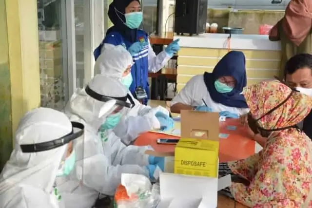 Jadi Pusat Kerumunan, Rapid Test di Perumahan Sudirman Tigaraksa