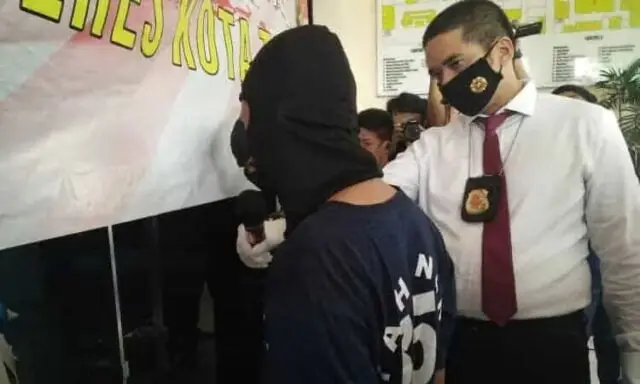 Ketua RT Otak Pemerasan Diciduk Polisi di Tangerang Ketua RT Otak Pemerasan Diciduk Polisi di Tangerang
