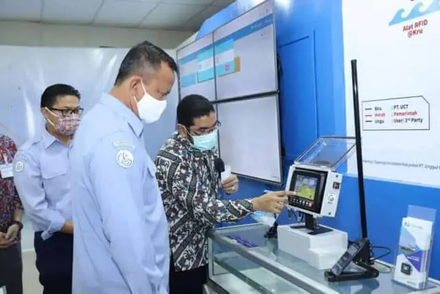 Menteri Edhy Ingin Jamin Keselamatan & Kesejahteraan Nelayan Kecil Menteri Edhy Ingin Jamin Keselamatan & Kesejahteraan Nelayan Kecil