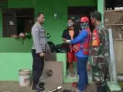 Dapur Umum di Pinang, Menjawab Keluhan Warga Tak Kunjung Terima Bansos Dapur Umum di Pinang, Menjawab Keluhan Warga Tak Kunjung Terima Bansos