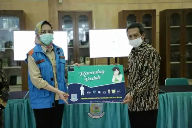 Pemkot Tangsel Terima Bantuan Dari Kemendag Pemkot Tangsel Terima Bantuan Dari Kemendag