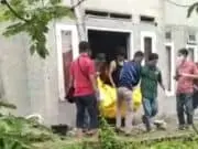 Di Tangerang, Ayah Bunuh Anak Kandung Lalu Gantung Diri Di Tangerang, Ayah Bunuh Anak Kandung Lalu Gantung Diri