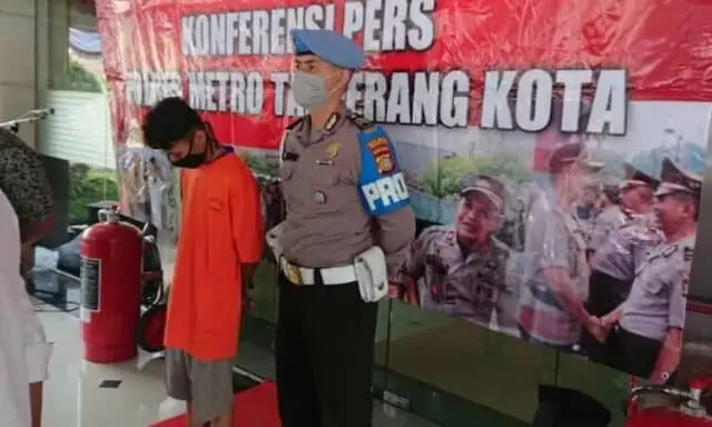 Pesan WhatsApp Pemicu Wanita di Karawaci Itu Dibunuh Pesan WhatsApp Pemicu Wanita di Karawaci Itu Dibunuh